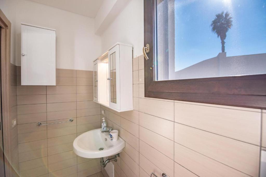 Villa Donata Fontane Bianche Bagian luar foto